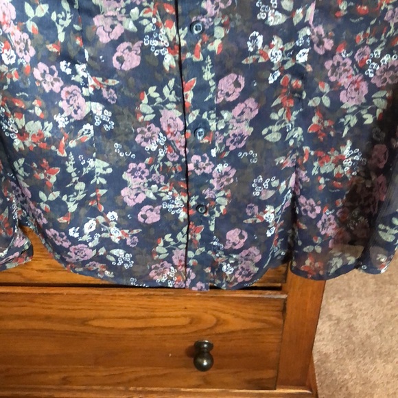 Blouse - Picture 5 of 8
